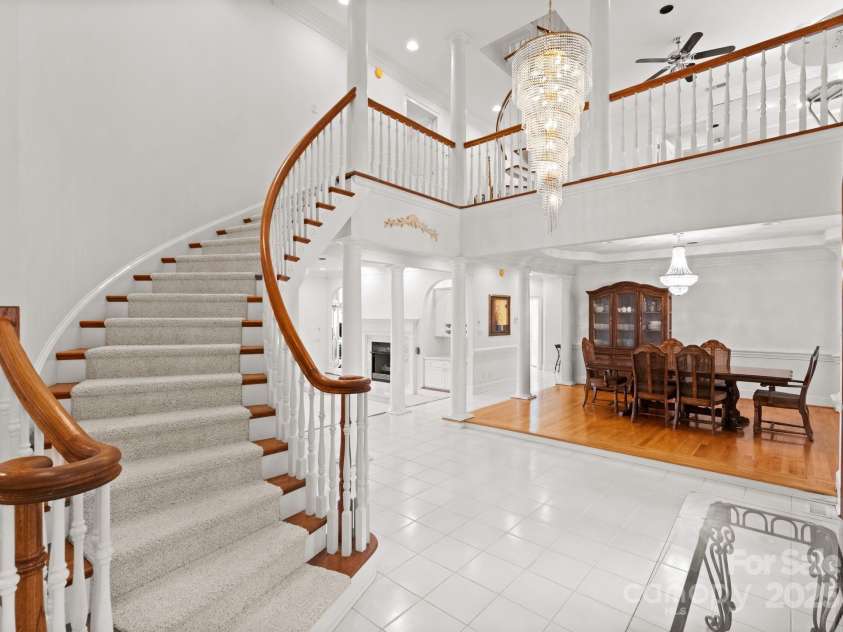 718 Eagle Point Court, Matthews, NC 28104.  MLS# CAR4330891, YatesRealty ID 2168. 