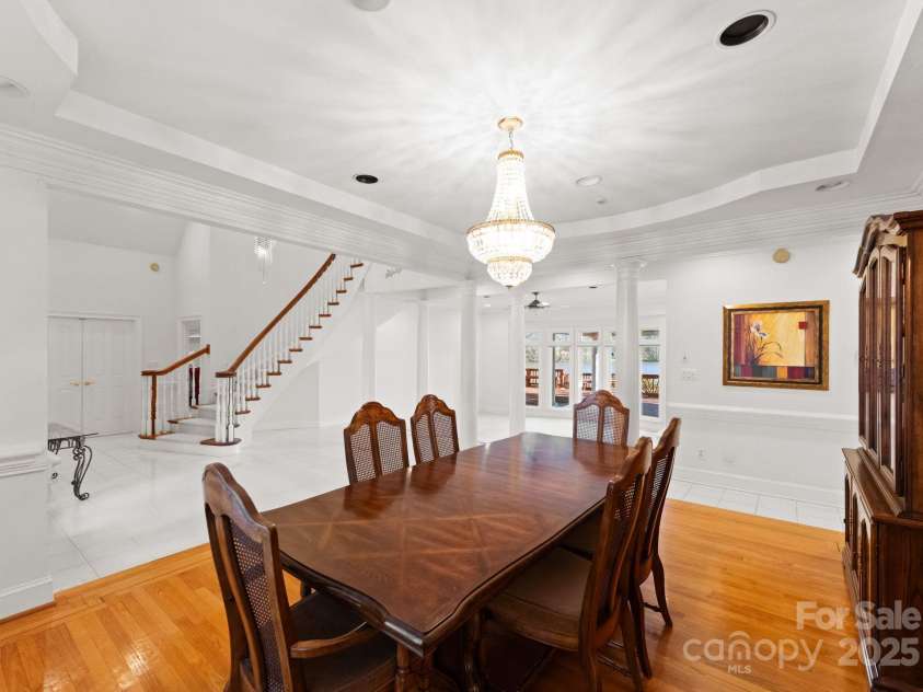 718 Eagle Point Court, Matthews, NC 28104.  MLS# CAR4330891, YatesRealty ID 2168. 