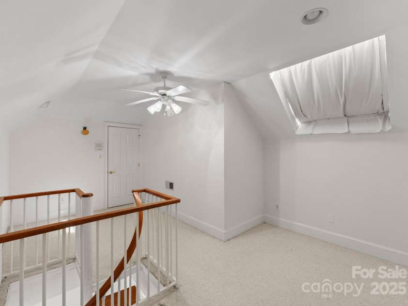 718 Eagle Point Court, Matthews, NC 28104.  MLS# CAR4330891, YatesRealty ID 2168. 