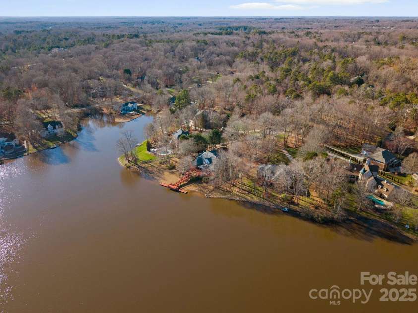 718 Eagle Point Court, Matthews, NC 28104.  MLS# CAR4330891, YatesRealty ID 2168. 