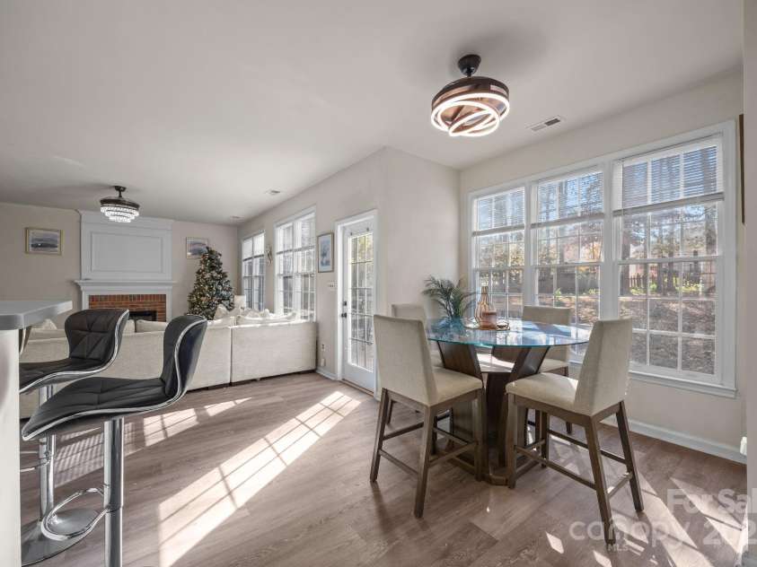 7708 Harrington Woods Road, Charlotte, NC 28269.  MLS# CAR4318940, YatesRealty ID 21680. 