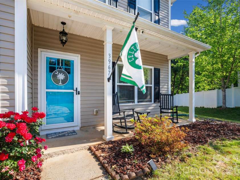 3967 Parkers Ferry Road, Fort Mill, SC 29715.  MLS# CAR4379187, YatesRealty ID 21681. 