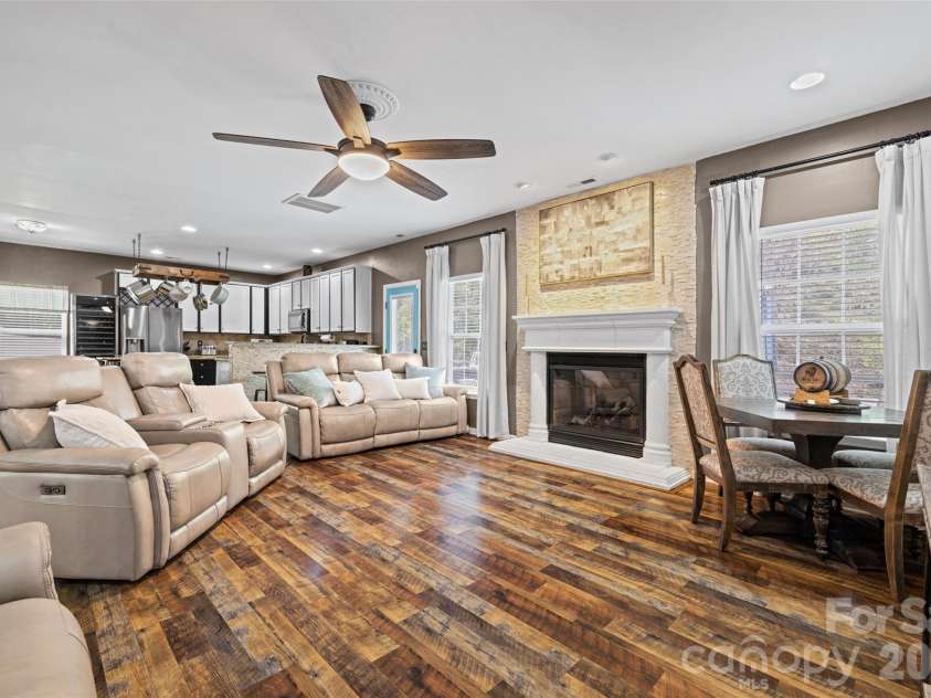 3967 Parkers Ferry Road, Fort Mill, SC 29715.  MLS# CAR4379187, YatesRealty ID 21681. 