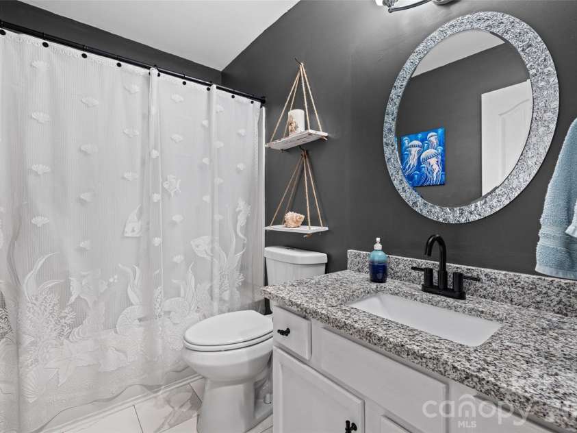 3967 Parkers Ferry Road, Fort Mill, SC 29715.  MLS# CAR4379187, YatesRealty ID 21681. 