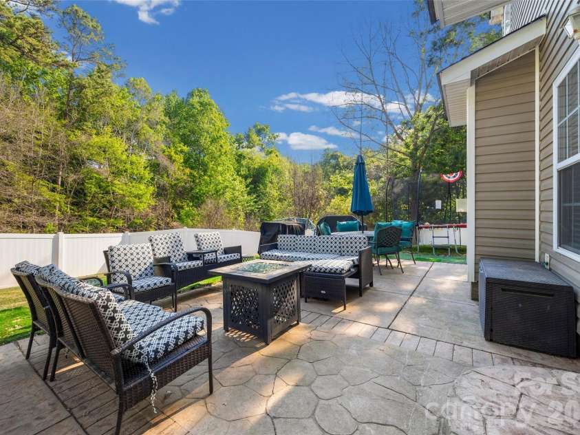 3967 Parkers Ferry Road, Fort Mill, SC 29715.  MLS# CAR4379187, YatesRealty ID 21681. 