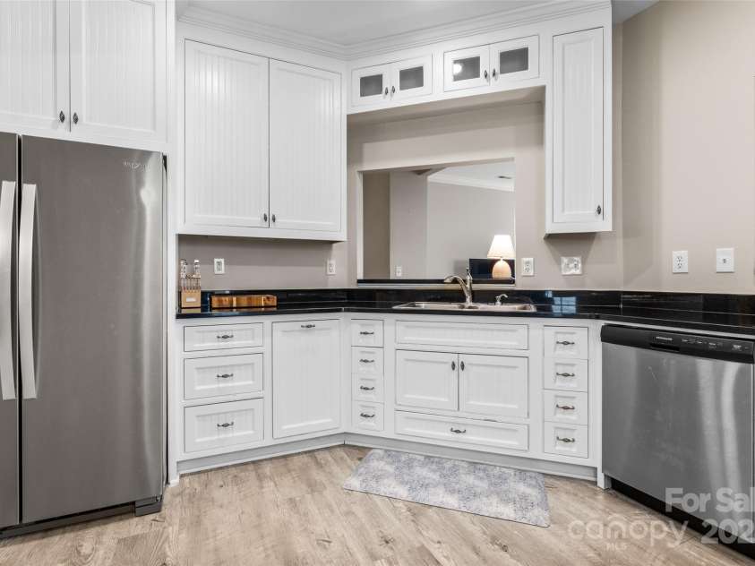 9651 Bailey Road, Cornelius, NC 28031.  MLS# CAR4264038, YatesRealty ID 21681. 