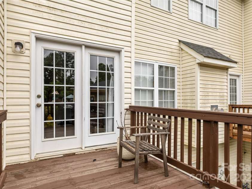 9651 Bailey Road, Cornelius, NC 28031.  MLS# CAR4264038, YatesRealty ID 21681. 