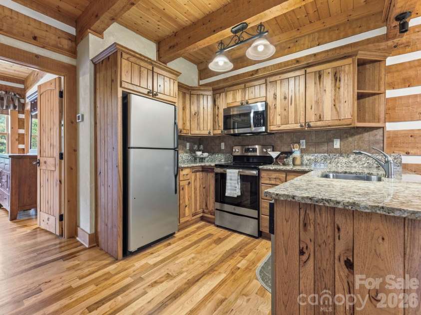 62 Rachels Circle, Maggie Valley, NC 28751.  MLS# CAR4392640, YatesRealty ID 21682. 