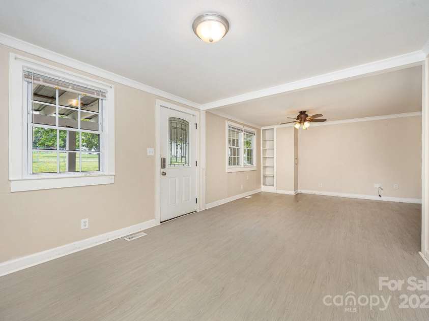 158 John Crotts Road, Mocksville, NC 27028.  MLS# CAR4268479, YatesRealty ID 21684. 