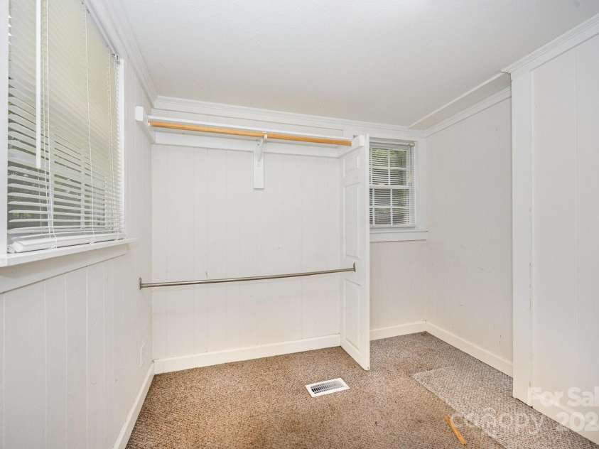 158 John Crotts Road, Mocksville, NC 27028.  MLS# CAR4268479, YatesRealty ID 21684. 