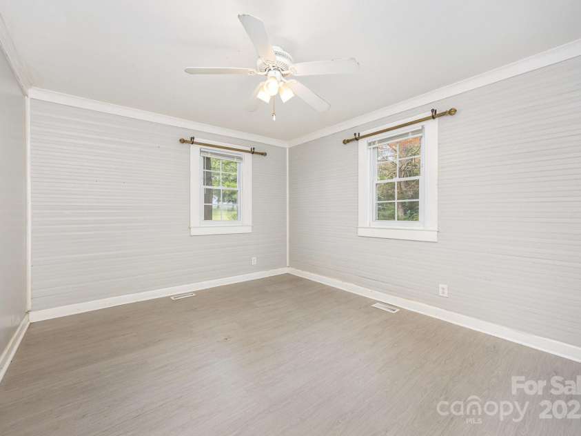 158 John Crotts Road, Mocksville, NC 27028.  MLS# CAR4268479, YatesRealty ID 21684. 