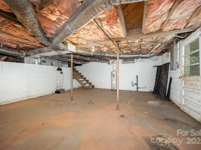 158 John Crotts Road, Mocksville, NC 27028.  MLS# CAR4268479, YatesRealty ID 21684. 