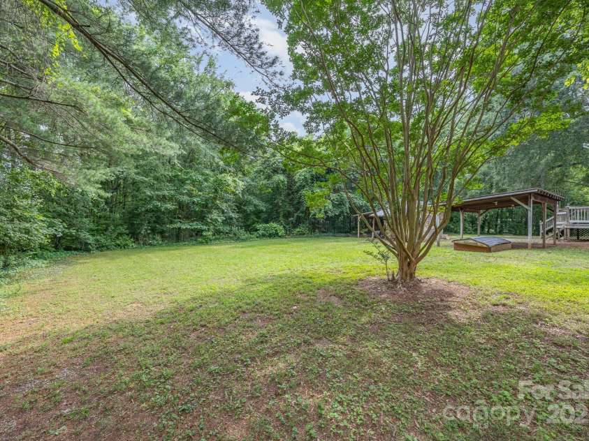 158 John Crotts Road, Mocksville, NC 27028.  MLS# CAR4268479, YatesRealty ID 21684. 
