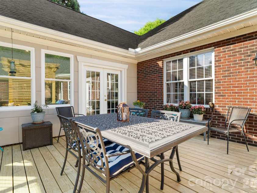 1701 South Point Road, Belmont, NC 28012.  MLS# CAR4369444, YatesRealty ID 21685. 