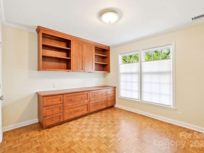 3916 Blowing Rock Way, Charlotte, NC 28210.  MLS# CAR4265688, YatesRealty ID 21686. 