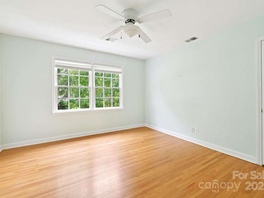3916 Blowing Rock Way, Charlotte, NC 28210.  MLS# CAR4265688, YatesRealty ID 21686. 