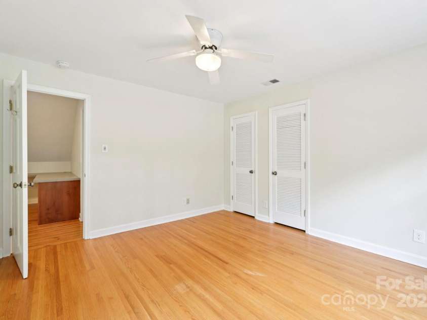 3916 Blowing Rock Way, Charlotte, NC 28210.  MLS# CAR4265688, YatesRealty ID 21686. 