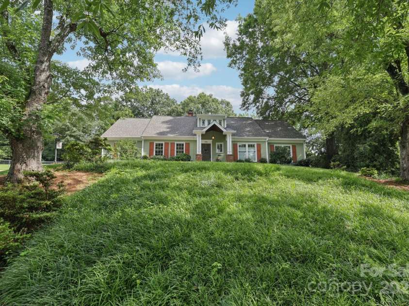 3916 Blowing Rock Way, Charlotte, NC 28210.  MLS# CAR4265688, YatesRealty ID 21686. 
