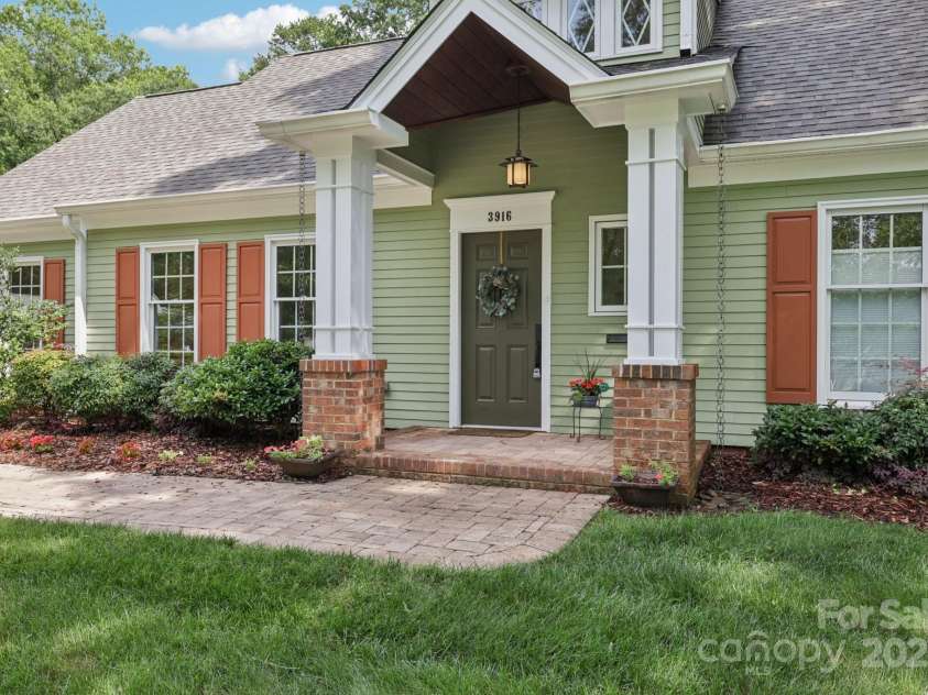 3916 Blowing Rock Way, Charlotte, NC 28210.  MLS# CAR4265688, YatesRealty ID 21686. 