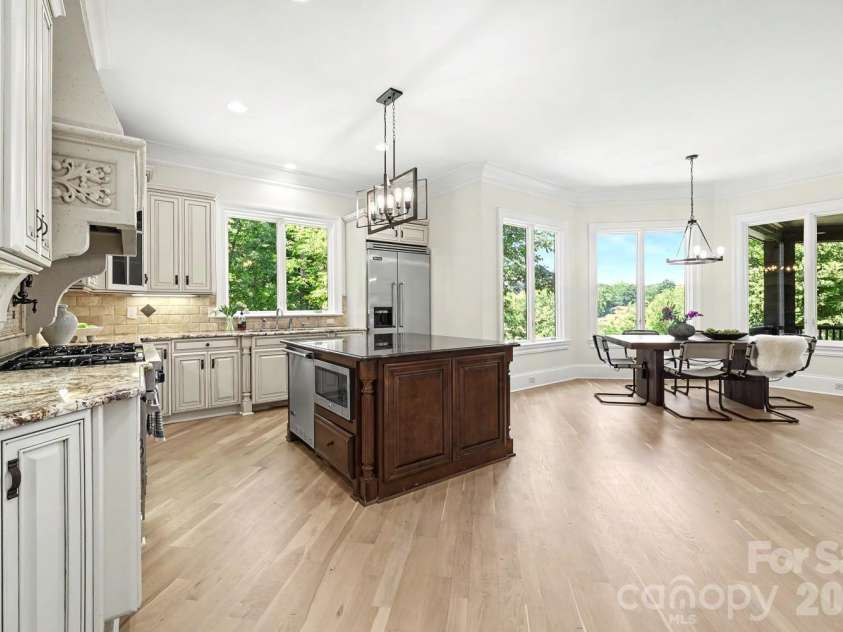 8041 Water View Drive, Belmont, NC 28012.  MLS# CAR4378139, YatesRealty ID 21686. 