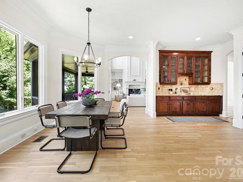 8041 Water View Drive, Belmont, NC 28012.  MLS# CAR4378139, YatesRealty ID 21686. 