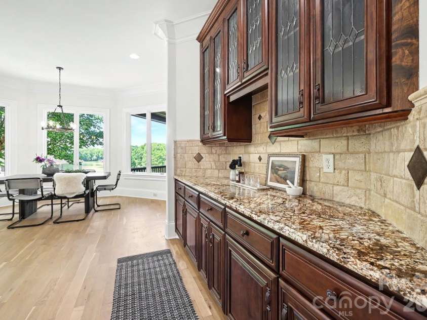 8041 Water View Drive, Belmont, NC 28012.  MLS# CAR4378139, YatesRealty ID 21686. 