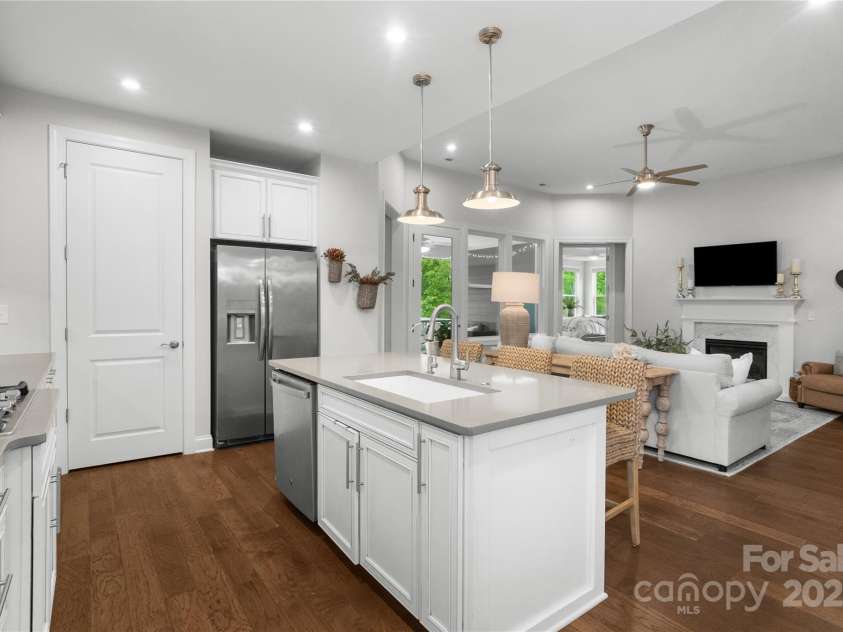 3817 Arial Lane, York, SC 29745.  MLS# CAR4256057, YatesRealty ID 21687. 
