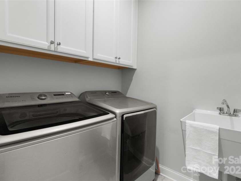 3817 Arial Lane, York, SC 29745.  MLS# CAR4256057, YatesRealty ID 21687. 