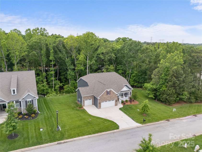 3817 Arial Lane, York, SC 29745.  MLS# CAR4256057, YatesRealty ID 21687. 