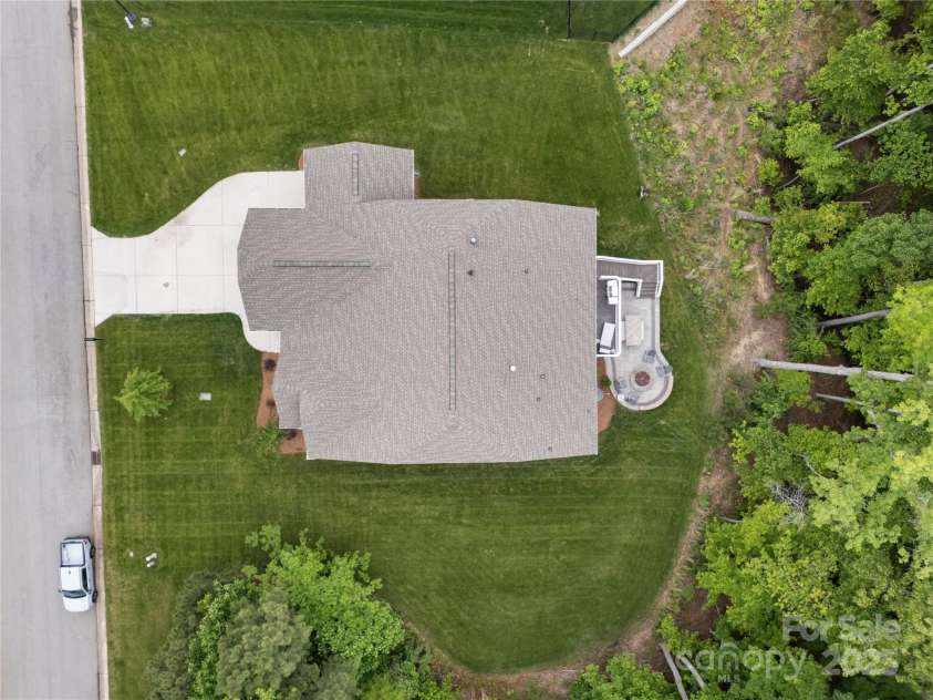 3817 Arial Lane, York, SC 29745.  MLS# CAR4256057, YatesRealty ID 21687. 