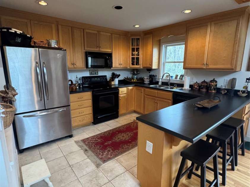128 Hillcrest Road, Newland, NC 28657.  MLS# CAR4336111, YatesRealty ID 2169. Kitchen