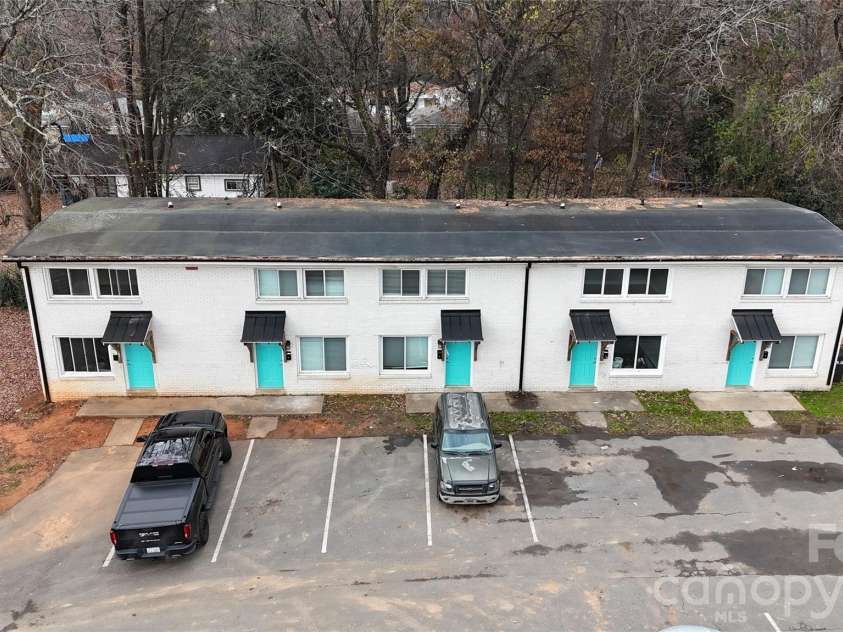 2336 Julia Avenue, Charlotte, NC 28206.  MLS# CAR4339903, YatesRealty ID 2169. 