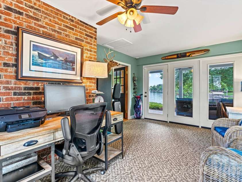 8218 Bright Water Lane, Denver, NC 28037.  MLS# CAR4256282, YatesRealty ID 21690. 