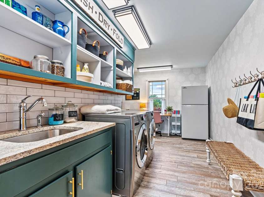 8218 Bright Water Lane, Denver, NC 28037.  MLS# CAR4256282, YatesRealty ID 21690. 