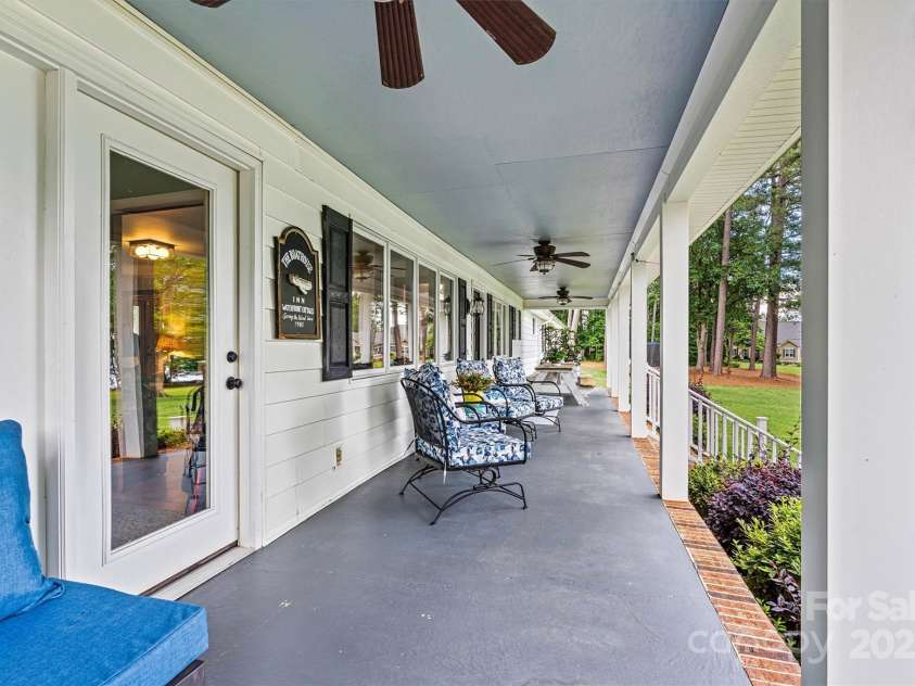 8218 Bright Water Lane, Denver, NC 28037.  MLS# CAR4256282, YatesRealty ID 21690. 