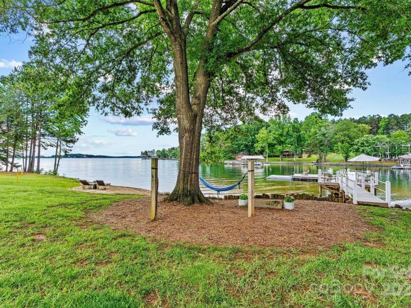 8218 Bright Water Lane, Denver, NC 28037.  MLS# CAR4256282, YatesRealty ID 21690. 