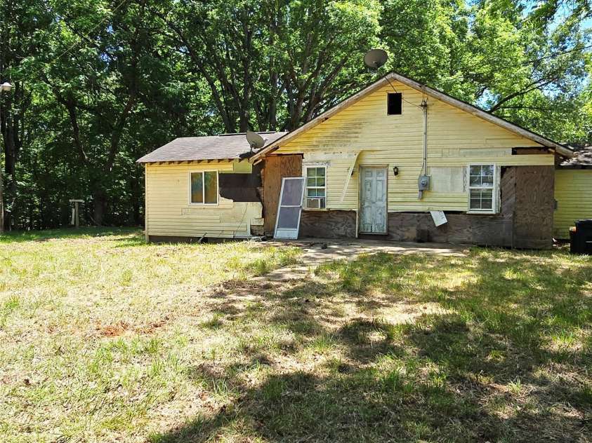 887 Okeewemee-Star Road, Star, NC 27356.  MLS# CAR4381613, YatesRealty ID 21691. 