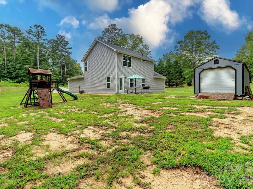 900 Providence Road, Lancaster, SC 29720.  MLS# CAR4380593, YatesRealty ID 21692. Almost 1 acre!