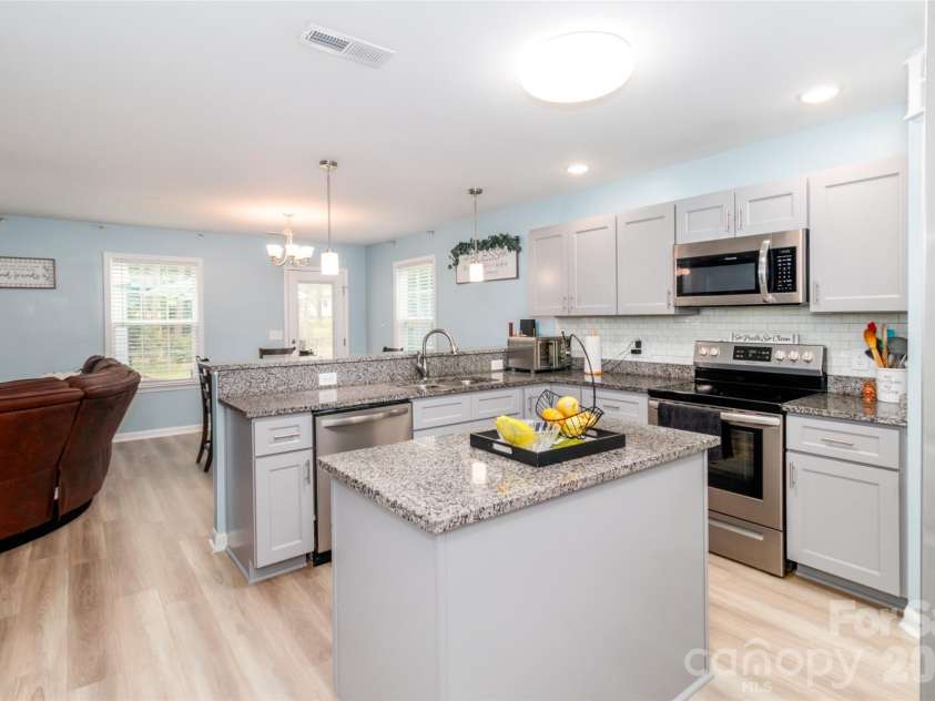 900 Providence Road, Lancaster, SC 29720.  MLS# CAR4380593, YatesRealty ID 21692. Open concept