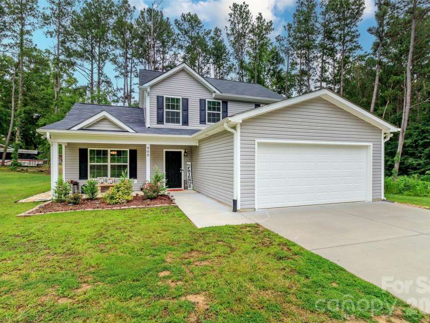 900 Providence Road, Lancaster, SC 29720.  MLS# CAR4380593, YatesRealty ID 21692. Quite picturesque setting