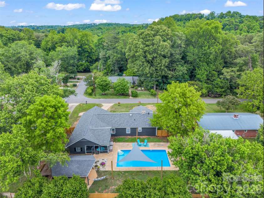 163 Tanner Street, Rutherfordton, NC 28193.  MLS# CAR4381291, YatesRealty ID 21693. 
