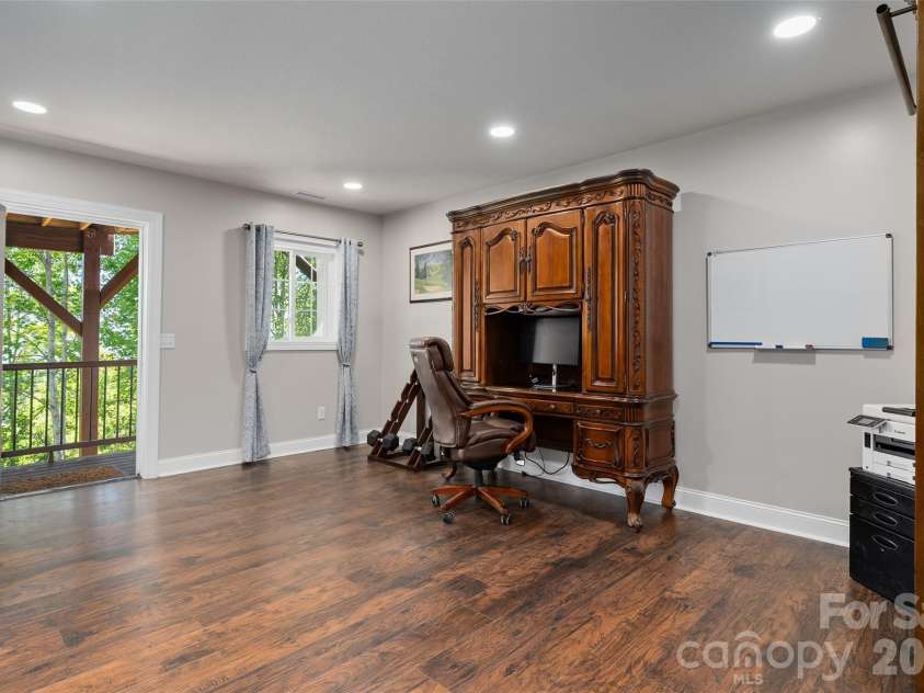 114 Nesting Ridge, Waynesville, NC 28785.  MLS# CAR4380539, YatesRealty ID 21695. Downstairs office/bonus area
