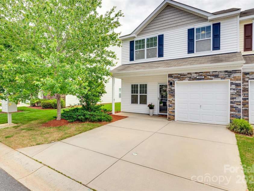 2169 Shady Pond Drive, Clover, SC 29710.  MLS# CAR4260075, YatesRealty ID 21695. 