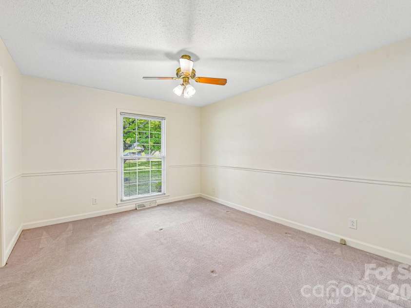 1019 Christopher Circle, Rock Hill, SC 29730.  MLS# CAR4381276, YatesRealty ID 21696. 