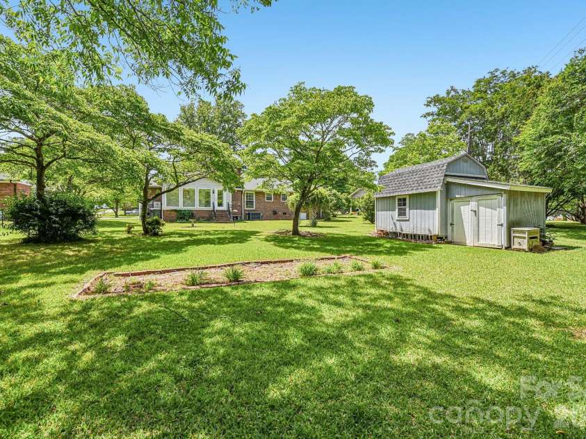 1019 Christopher Circle, Rock Hill, SC 29730.  MLS# CAR4381276, YatesRealty ID 21696. 