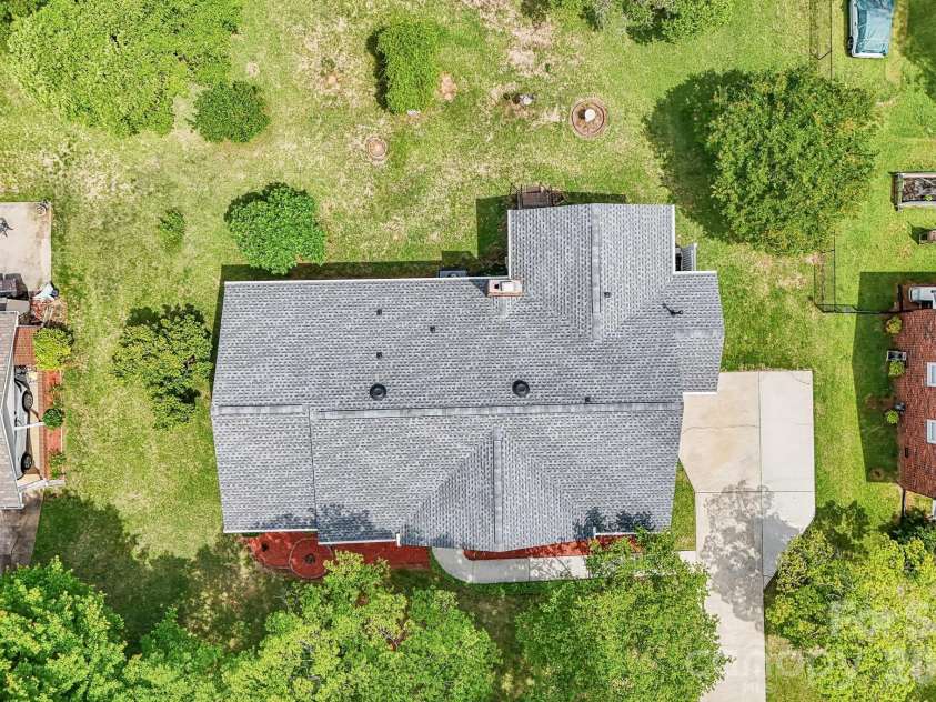 1019 Christopher Circle, Rock Hill, SC 29730.  MLS# CAR4381276, YatesRealty ID 21696. Roof looks pretty good!