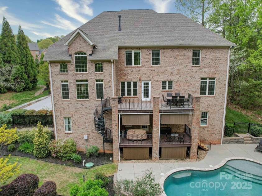 120 Shadow Ridge Court, Statesville, NC 28677.  MLS# CAR4237672, YatesRealty ID 21699. 