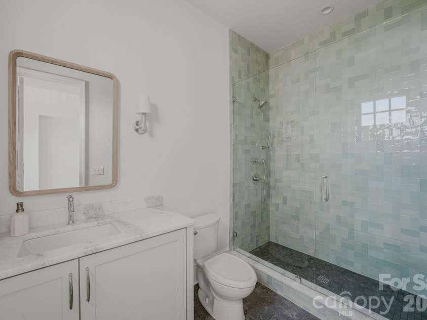 1884 Hagers Point Lane, Denver, NC 28037.  MLS# CAR4381449, YatesRealty ID 21699. 