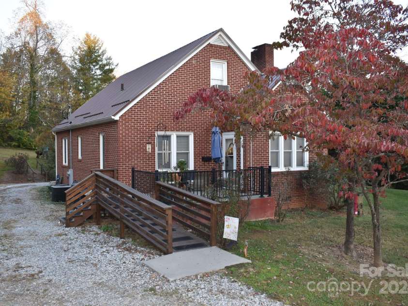 25 Cypress Road, Marion, NC 28752.  MLS# CAR4186733, YatesRealty ID 217. 