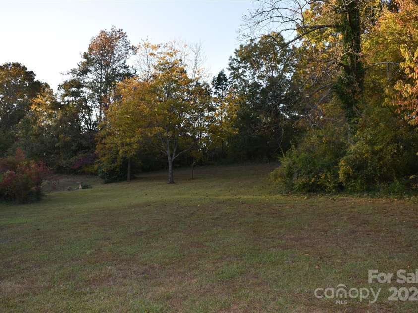 25 Cypress Road, Marion, NC 28752.  MLS# CAR4186733, YatesRealty ID 217. 
